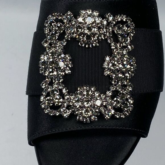Manolo Blahnik Martanew 50MM Embellished Satin Mules size 37.5 - Picture 7 of 14